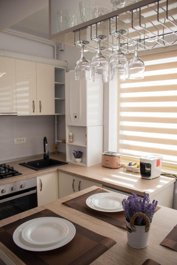 Yzza Apartament Năvodari Buitenkant foto