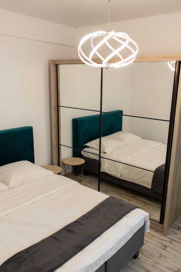Yzza Apartament Năvodari Buitenkant foto