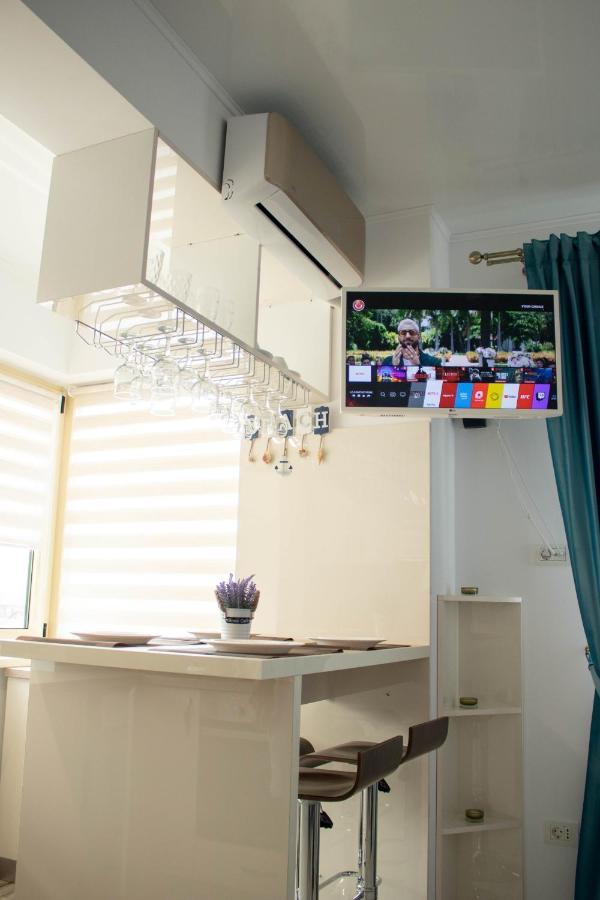 Yzza Apartament Năvodari Buitenkant foto